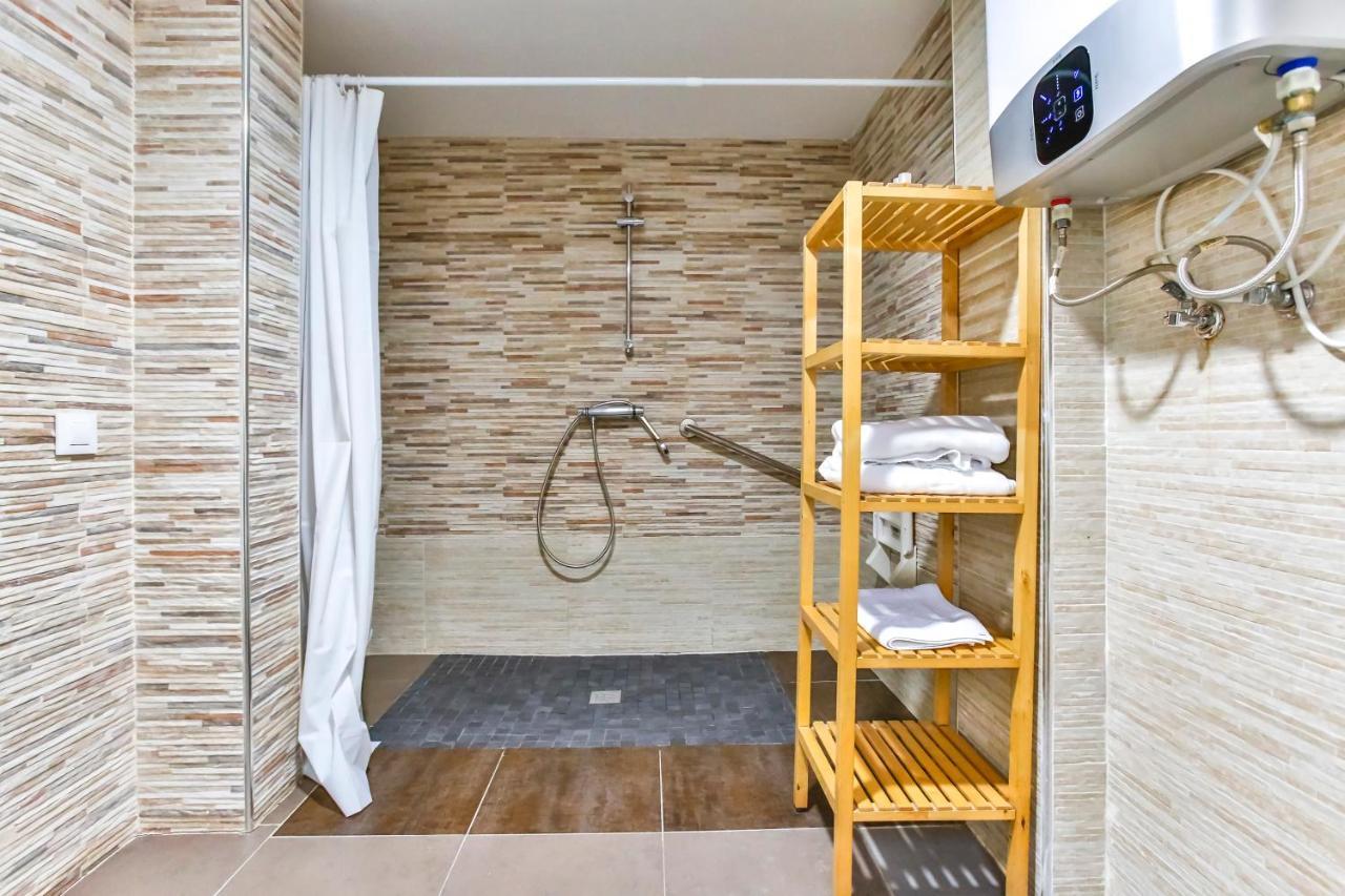 Laramond Barcelona Rooms Bagian luar foto