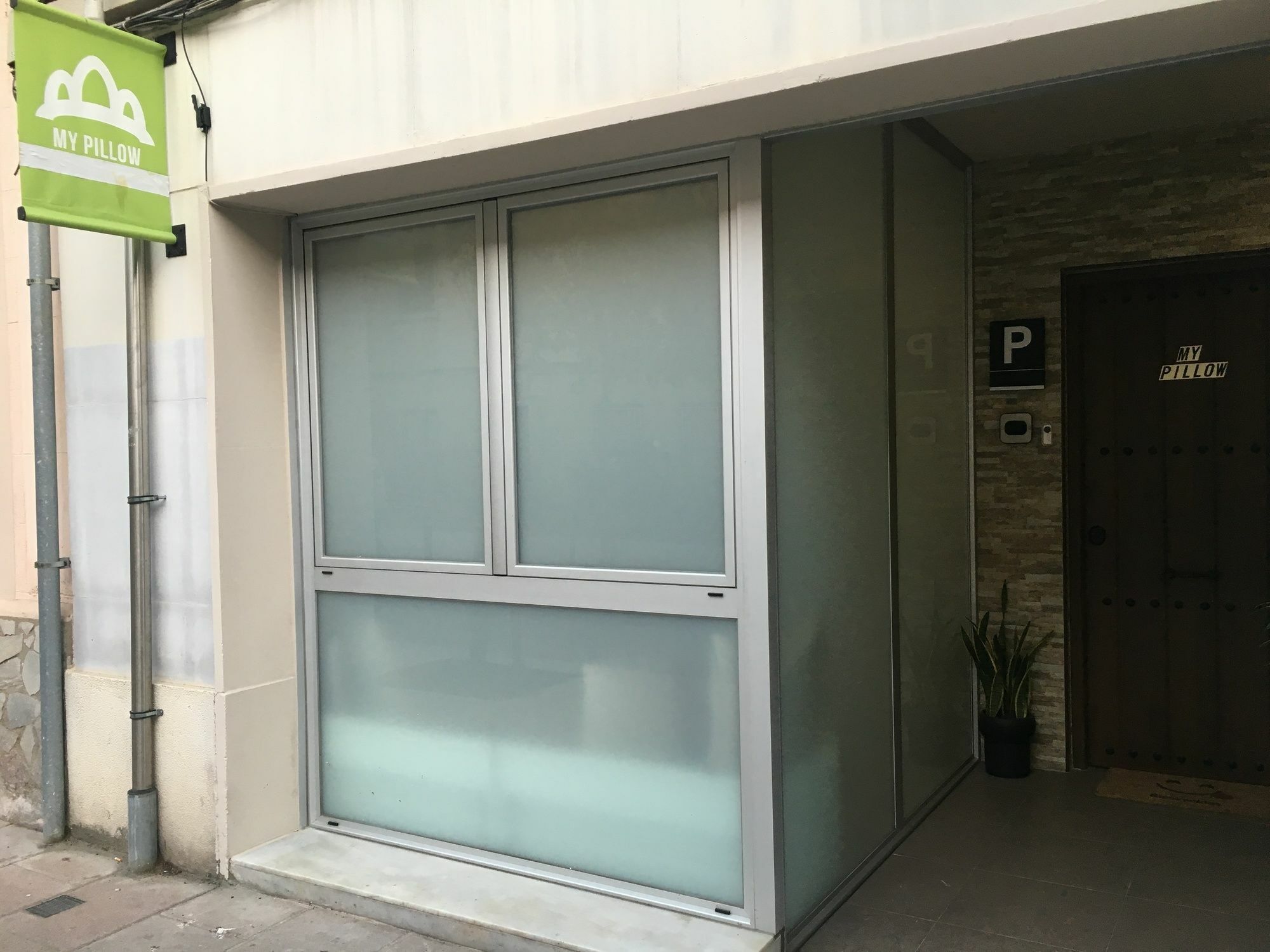 Laramond Barcelona Rooms Bagian luar foto
